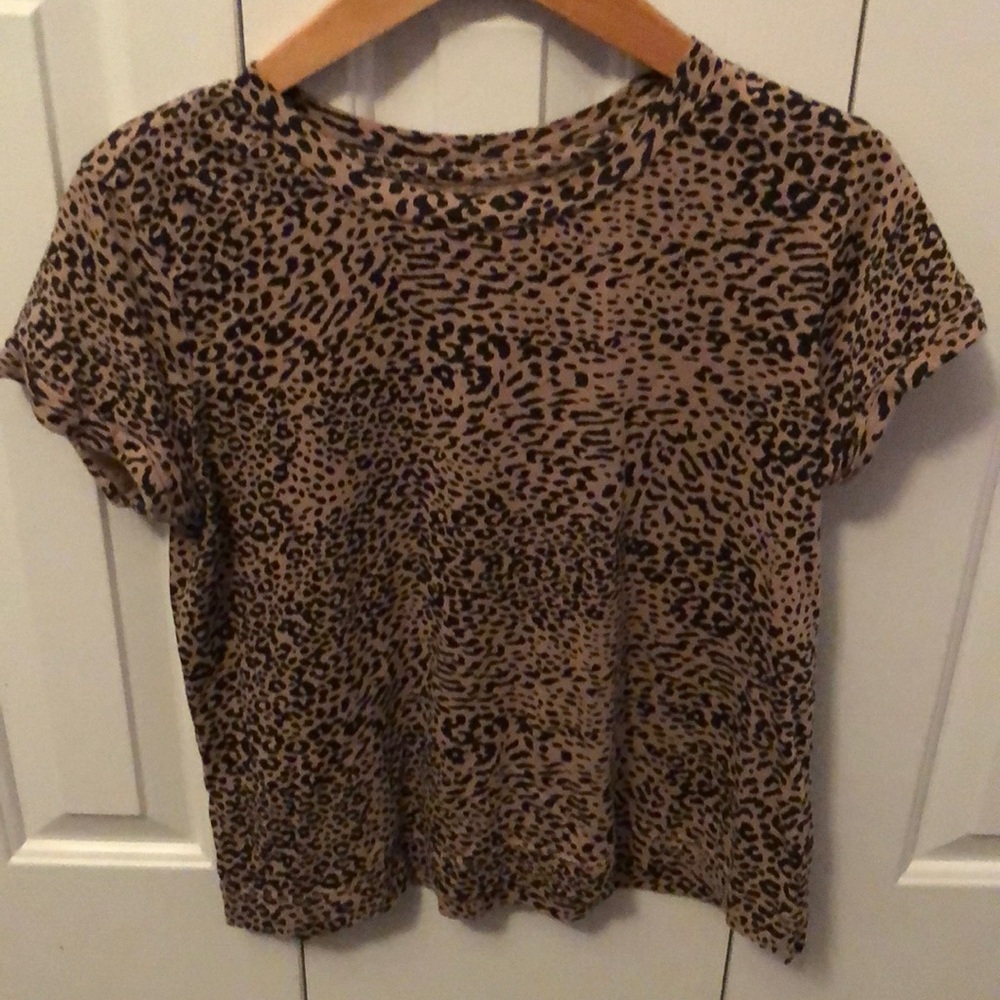 Loft Ladies leopard print t-shirt, Small, rolled cap sleeves, side slits at hem
